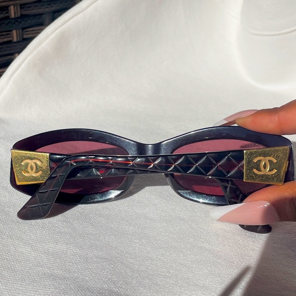 CHANEL Accessories - CHANEL 5014 Sunglasses